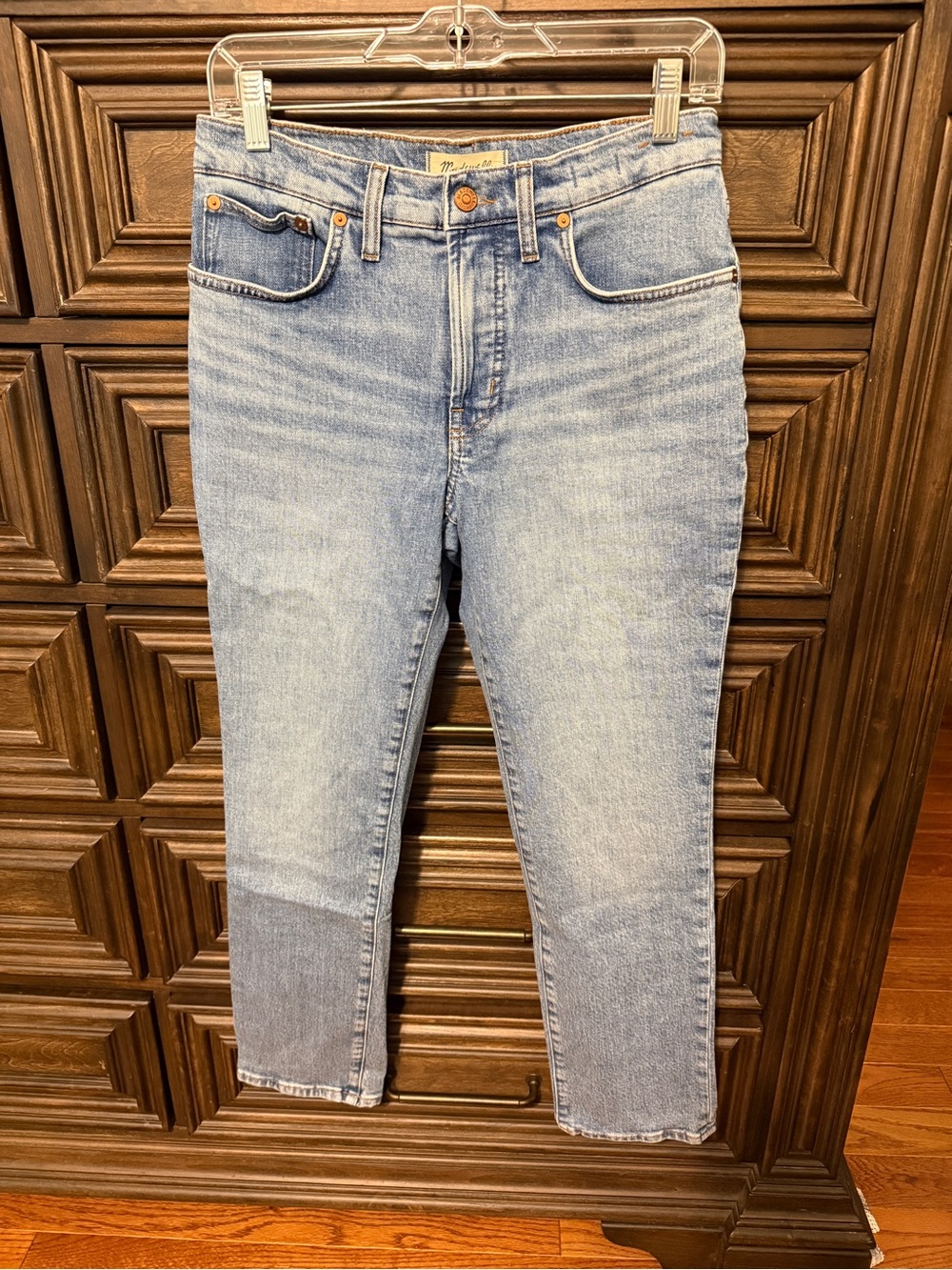 Madewell Light Wash Women’s Jeans - Classic Straight Ankle
